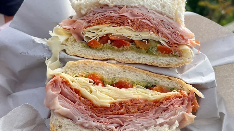 Roccos Deli