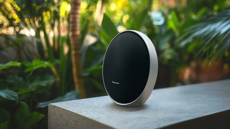 This elegant Harman Kardon wireless portable speaker is just what you need to liven up your summer