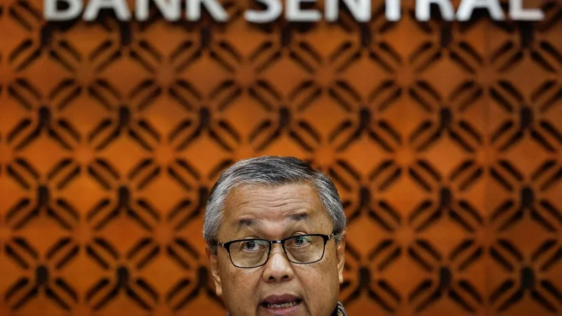 Indonesian central banker’s exit signals dilemma over rate policy, growth target