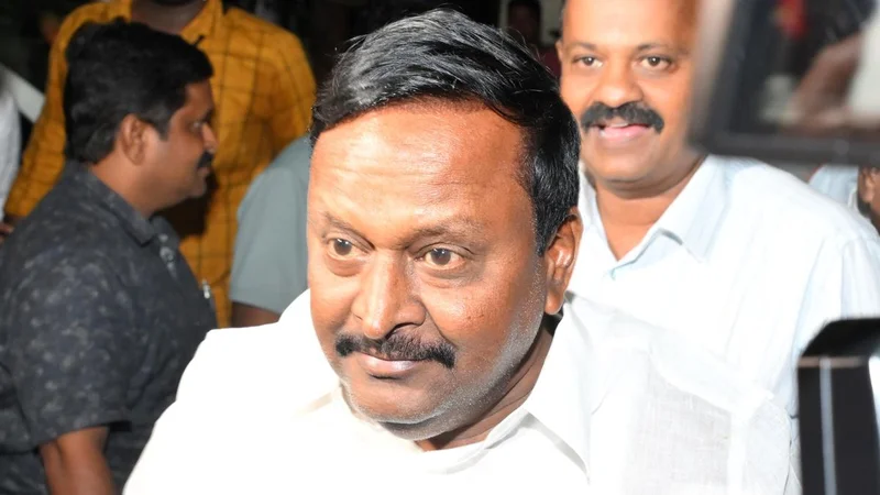 AMMK submits petition to T.N. Speaker seeking disqualification of Mannargudi MLA Kamaraj