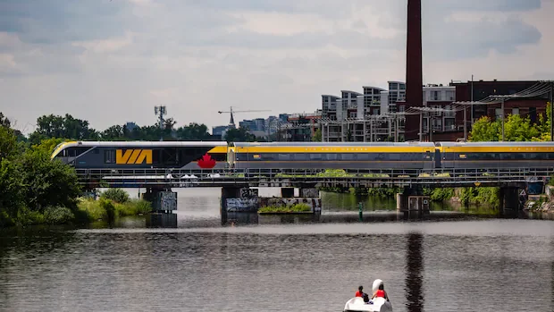 Feds announce almost $2B in funding to modernize Via Rail's passenger fleet
