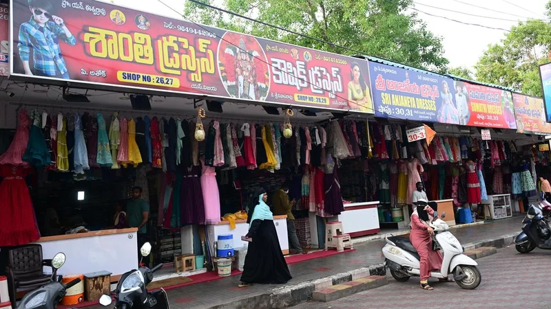 Eviction looms over 258 shop owners at Vijayawada’s Lenin Centre