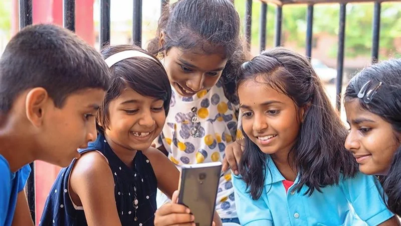 PIL seeks social media curb for minors