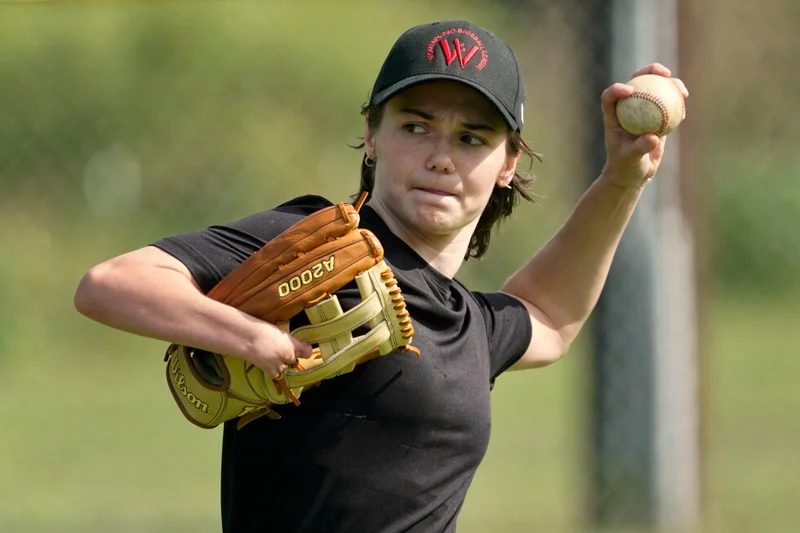 Born without a right hand, Britt Apgar is set to play in the Women’s Professional Baseball League