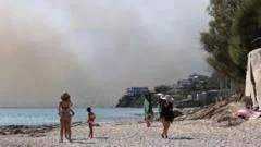 Thousands evacuated in Crete but Spanish PM ends wildfire emergency