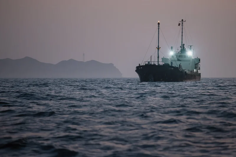 Oil price drop more than 2% as a pause in U.S.-Iran hostilities raises de-escalation hopes