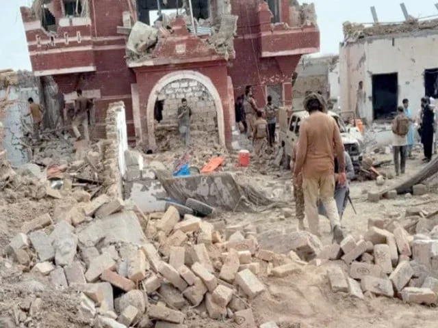 12 troops among 15 martyred in Tank terror attack