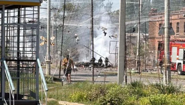 One person killed in Donetsk region; significant damage to houses and infrastructure reported