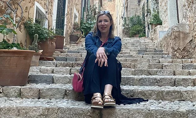 I spent thousands trying to keep up with my rich friends and their very expensive luxury holidays. This is how the 'wealth gap' almost ruined my life and our friendships - and what YOU should do if you're in the same trap
