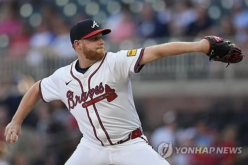 Wiz sign ex-MLB pitcher Daniel to replace slumping starter Sauer