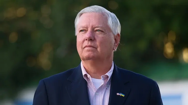 Lindsey Graham's rise from family tragedy to political power explored in Fox Nation special