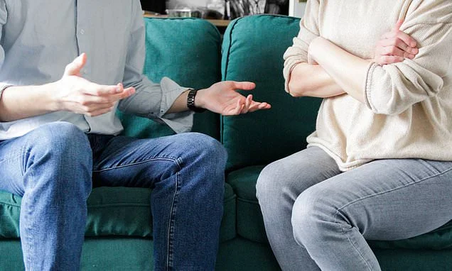 We asked a couples therapist for some of the most common relationship issues - and how to get over them