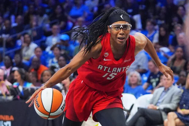 WNBA: Dream escape Wings behind Allisha Gray's clutch efforts
