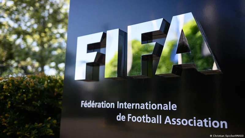 FIFA plans: Infantino under pressure as senior advisor quits