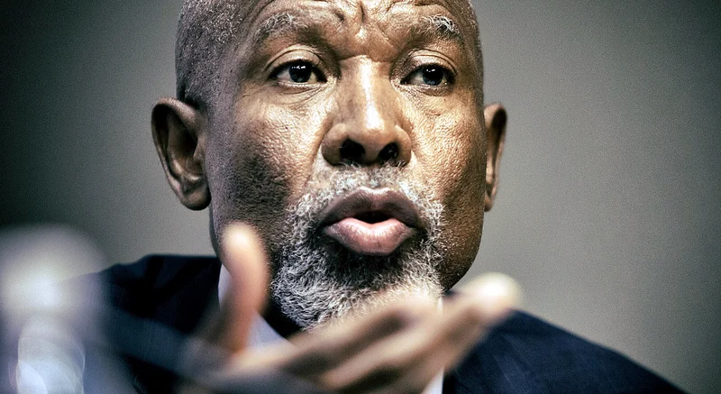 MONETARY POLICY COMMITTEE: Divided MPC holds rates for now, but sees upside risks to inflation