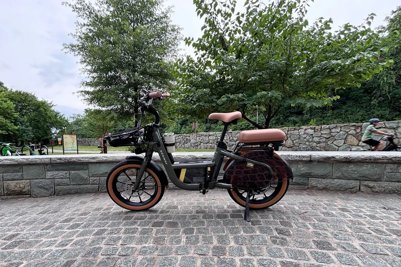 This is the most stylish, features-stacked cargo e-bike I’ve tried