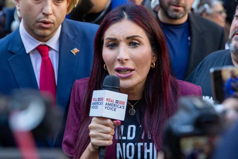 Laura Loomer meets with Zelenskyy in Ukraine after major reversal on the war