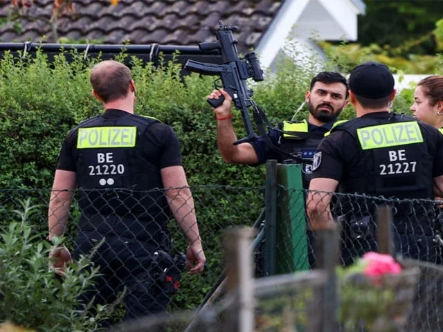 Suspect in Berlin 'Pride' parade attack shot dead
