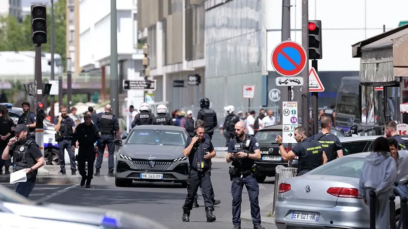 'Allah commanded me': Three women stabbed in Paris, crowd subdues suspect