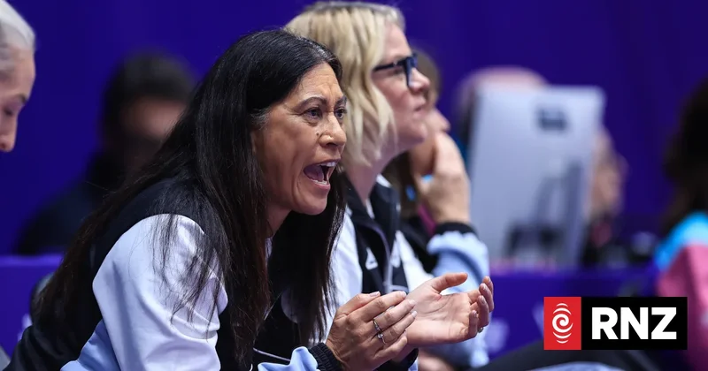 Dame Noeline Taurua goes slightly rogue to get critical Comm Games win