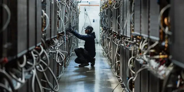 France strives to keep up in global data center race as opposition mounts