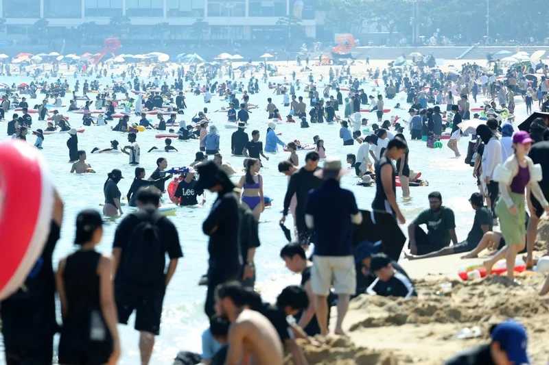 Busan draws 2.4 mil. foreign tourists in 1st half of 2026, driven by BTS