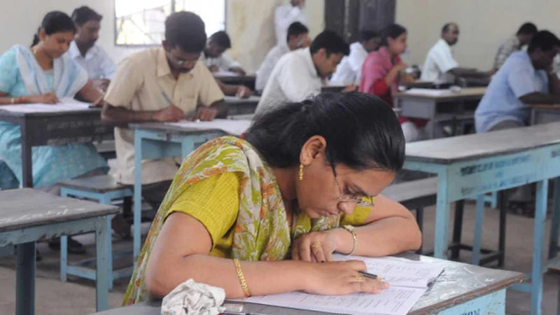 Why India’s youth compete fiercely for government jobs