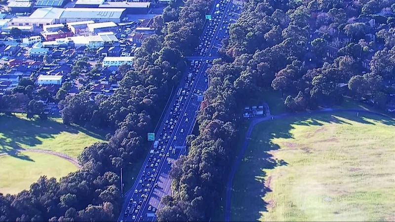 Demand for toll refunds after seven-hour Sydney motorway closure causes chaos