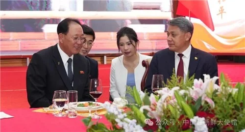 N. Korea, China pledge closer ties at banquet marking Chinese military anniv.