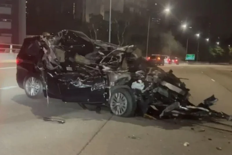 One dead, 3 taken to hospital after pre-dawn accident on CTE