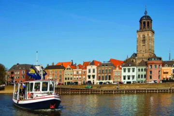 Deventer closes harbour indefinitely due to low river levels