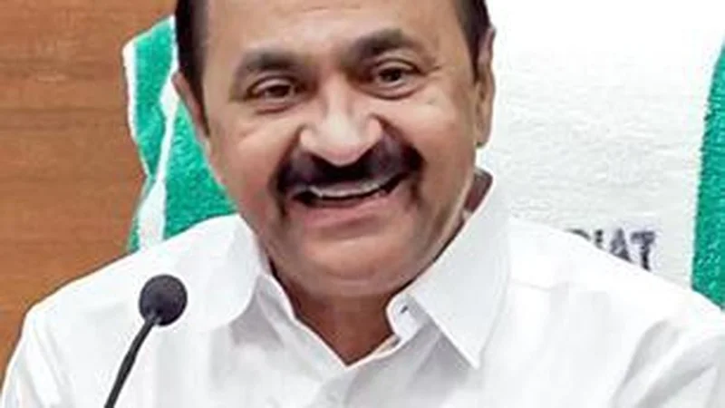 Comprehensive solid waste management a priority for State govt., says Kerala CM