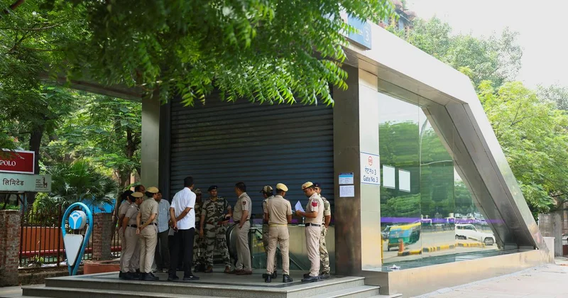 Supreme Court will intervene if nearest metro station is not reopened by afternoon: CJI