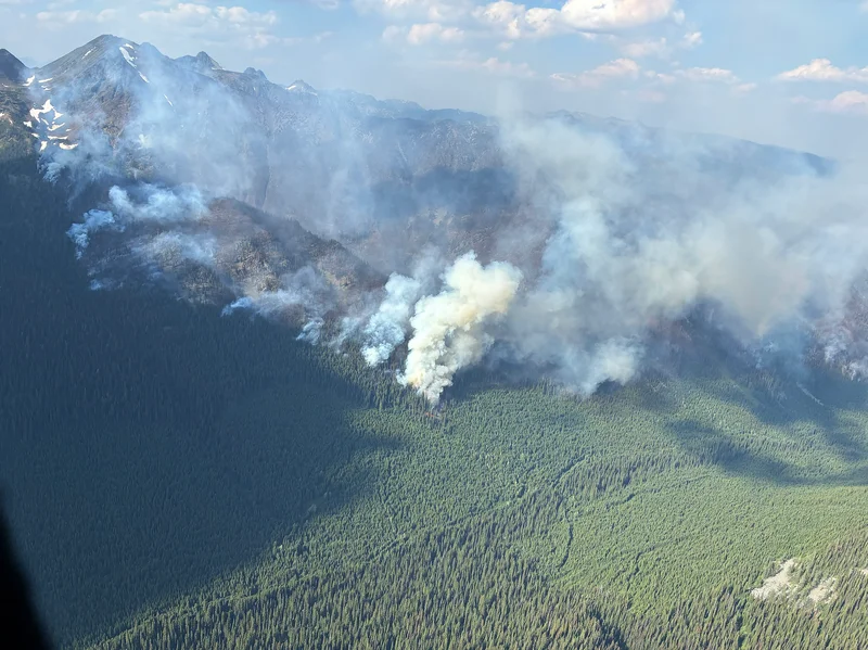 More B.C. communities under threat from out-of-control wildfires