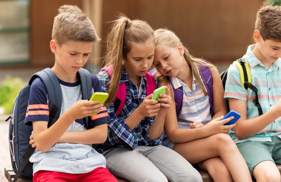 Even Owning a Cell Phone Is Bad for Kids’ Test Scores