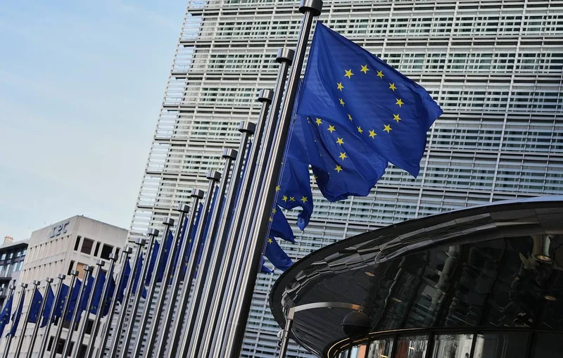 EU expands sanctions against Russian financial and banking sectors
