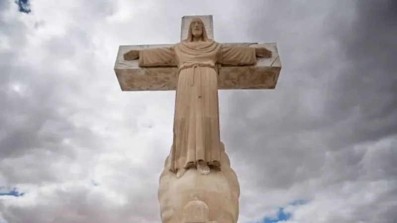 Church and Jesus statue caught in Trump’s border wall land fight
