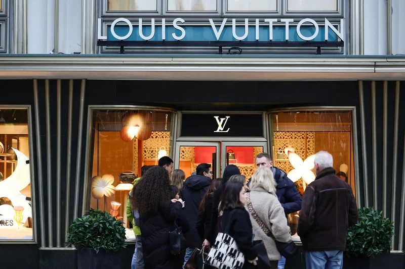 Louis Vuitton owner says wealthy Americans are still splurging despite economic worries