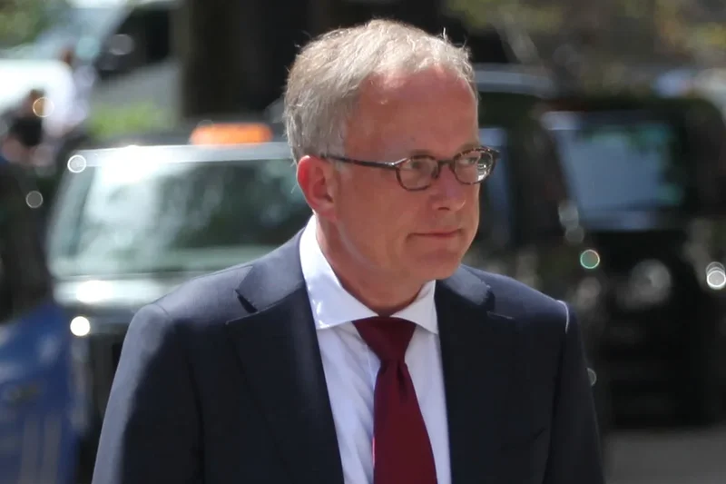 Former yacht club captain cleared of harassing commodore in High Court houseboat row