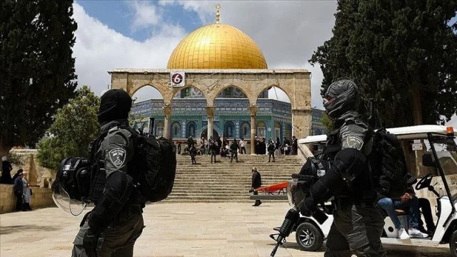 Pakistan, seven other countries condemn Israel's 'flagrant violation' at Al-Aqsa in joint statement