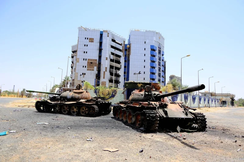 Surrounded by militias, Sudanese fear endless cycle of war