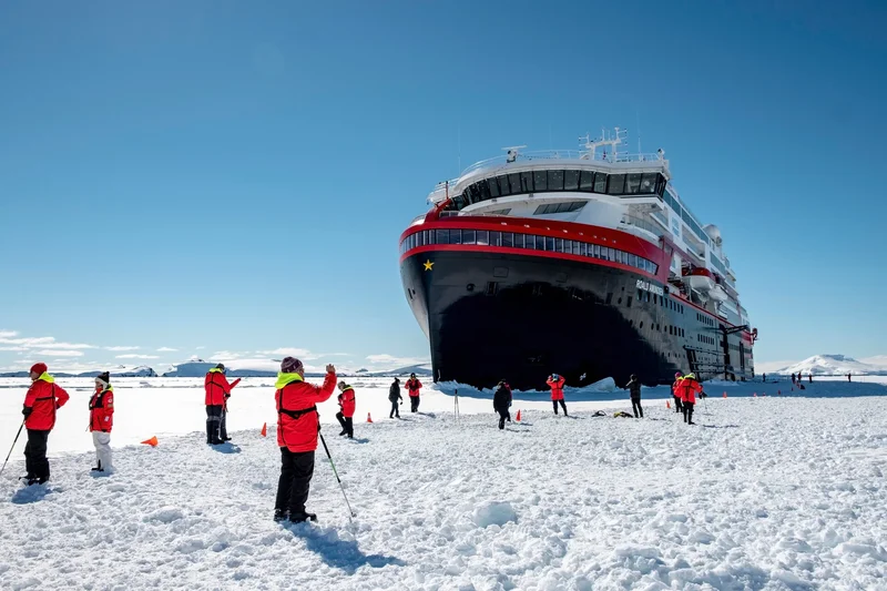 Antarctica Cruise Deal Brings Chinese Tourists Through Chile in 2026-27