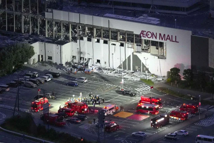 2 dead at quake-hit Kumamoto Pref. shopping mall after blast