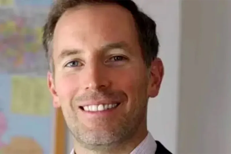 Goldman Sachs ordered to pay banker £1.45 million for sacking during parental leave