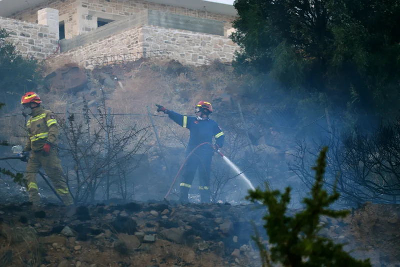 Greek firefighters battle deadly wildfires on Crete for a second day
