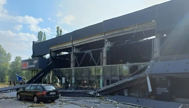 Camera-equipped drone used in deliberate Russian strike on Chernihiv supermarket
