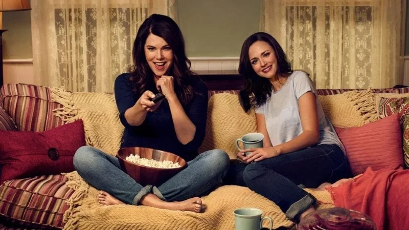10 Shows Like 'Gilmore Girls' You Should Watch Next