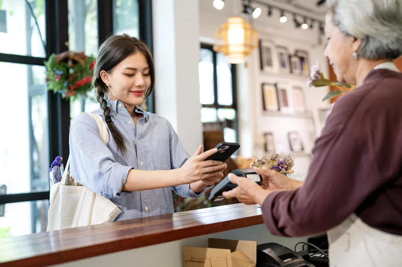 Are smartphone credit cards worth it? With the Samsung Galaxy Card launch, here's when they make sense for your wallet
