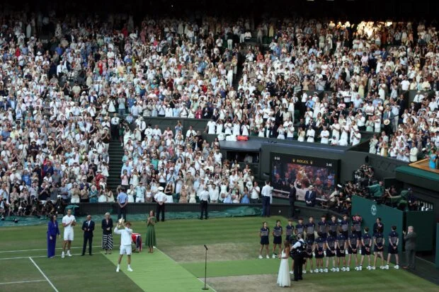 Wimbledon rides a rain-free fortnight to record-high attendance