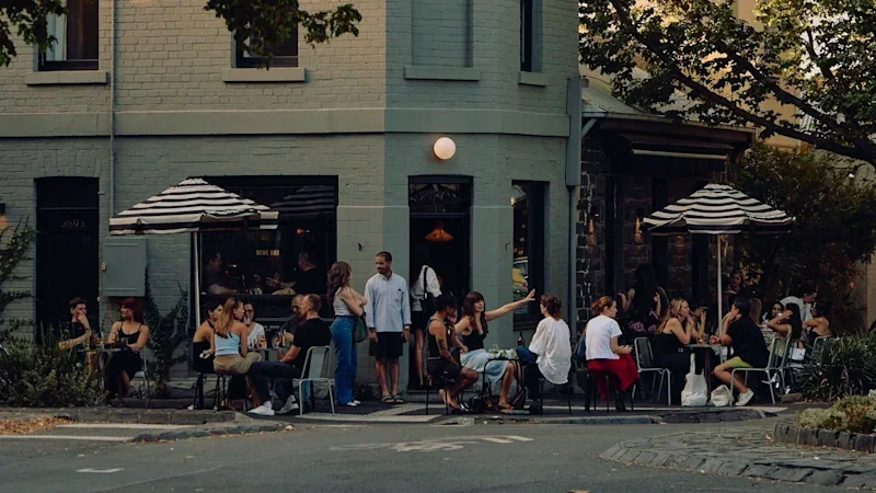 Cafes open late in Melbourne